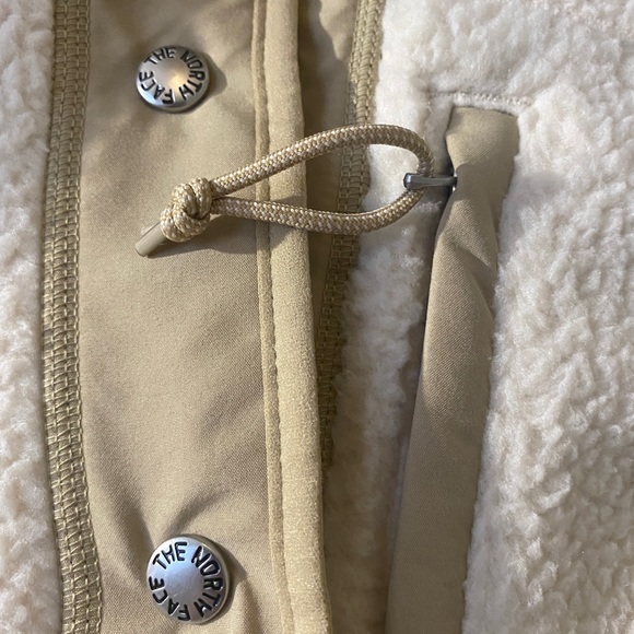 The North Face Womens Cragmont 1/4 Snap Fleece Pullover - Picture 7 of 9